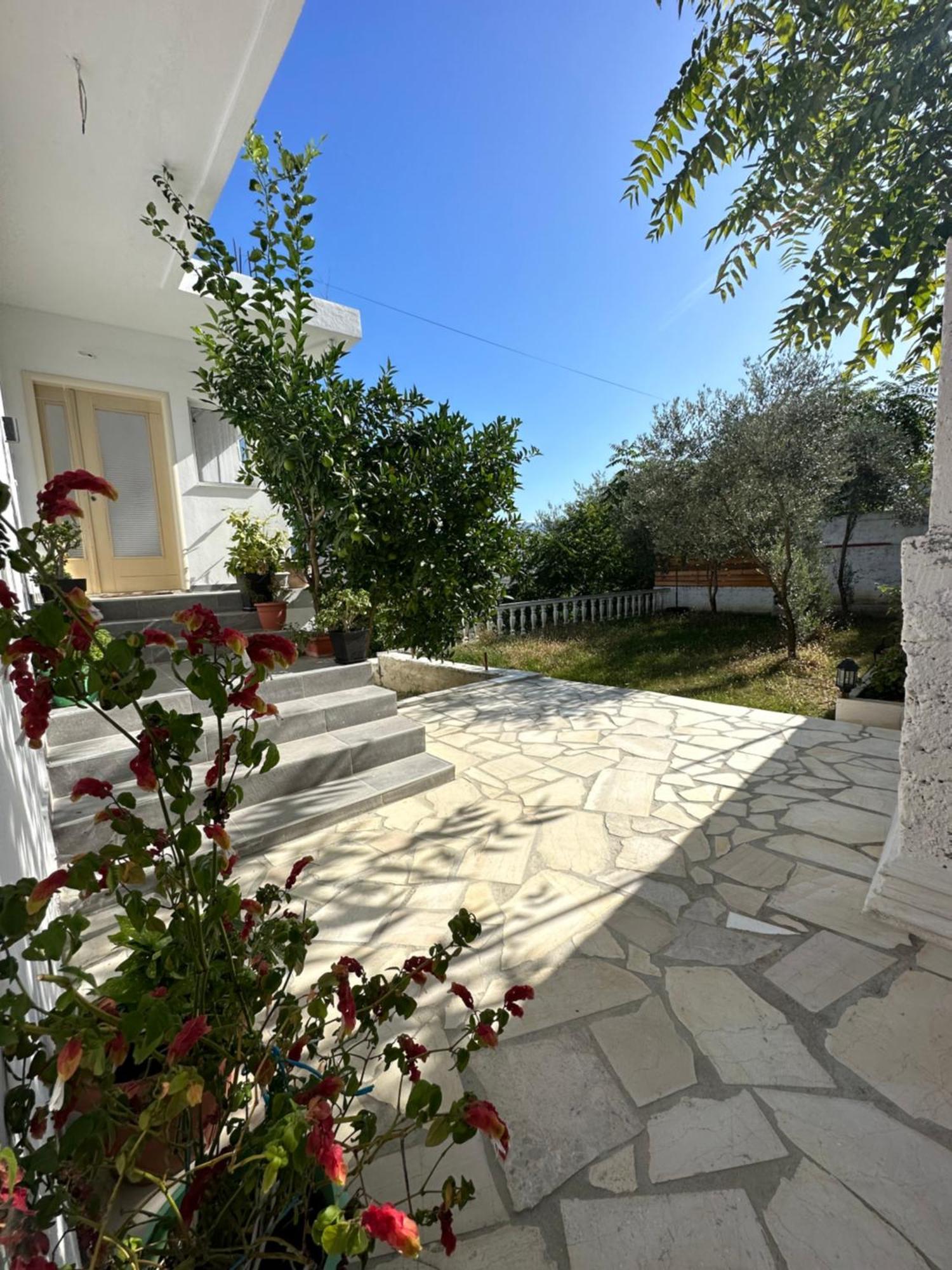 Villa Braho Гирокастра Экстерьер фото