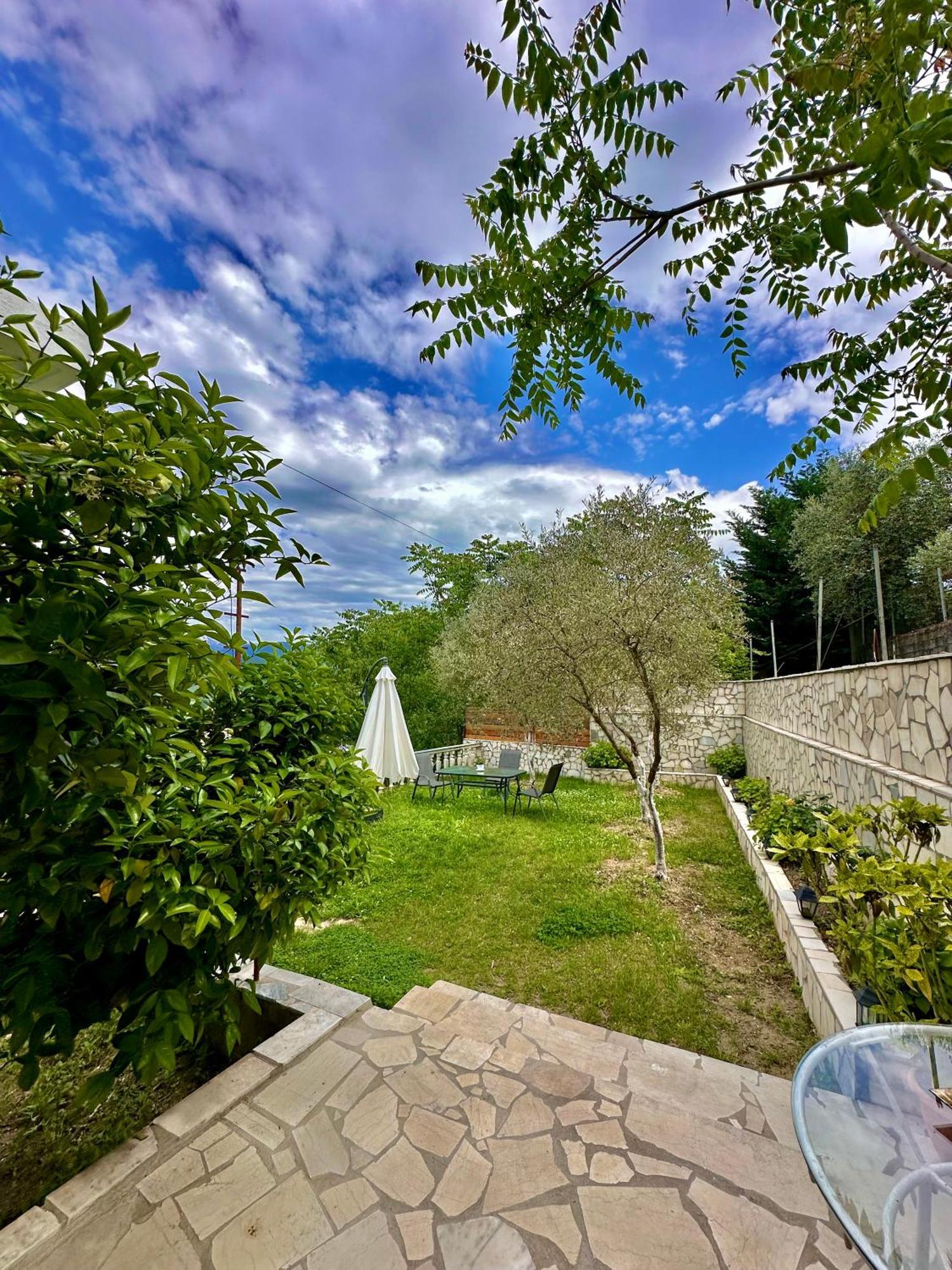Villa Braho Гирокастра Экстерьер фото